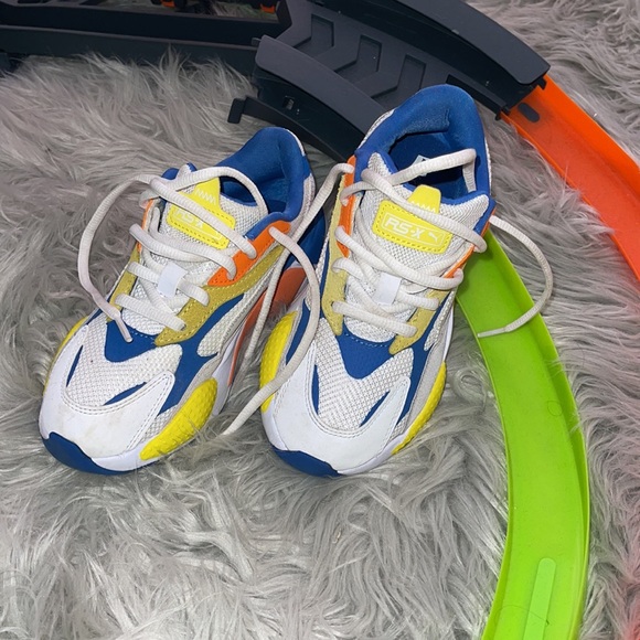 Puma Sneakers - Picture 2 of 6